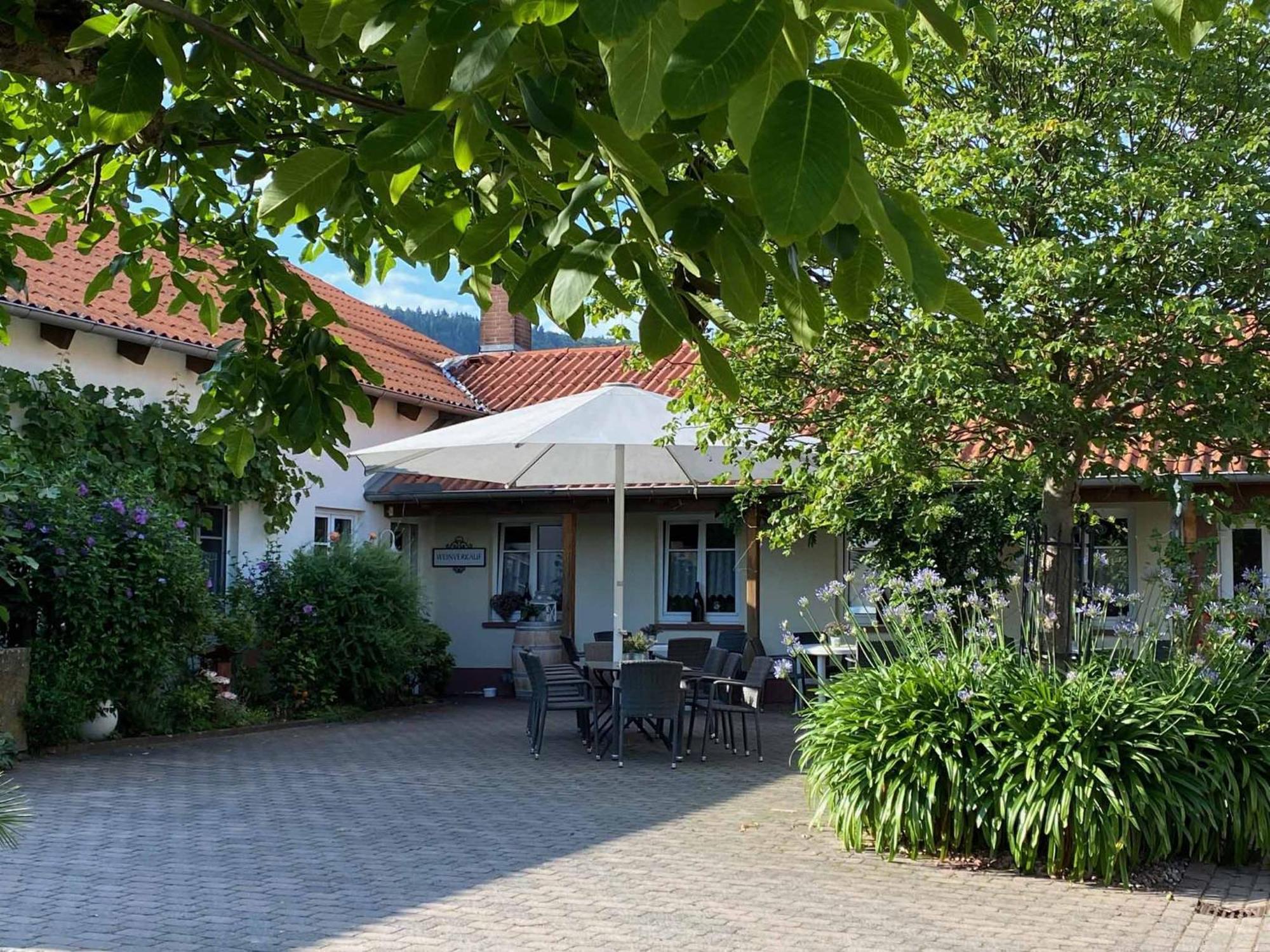 Ferienwohnung Weingut Sturm Buergstadt Luaran gambar